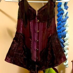 Black and people lace corset